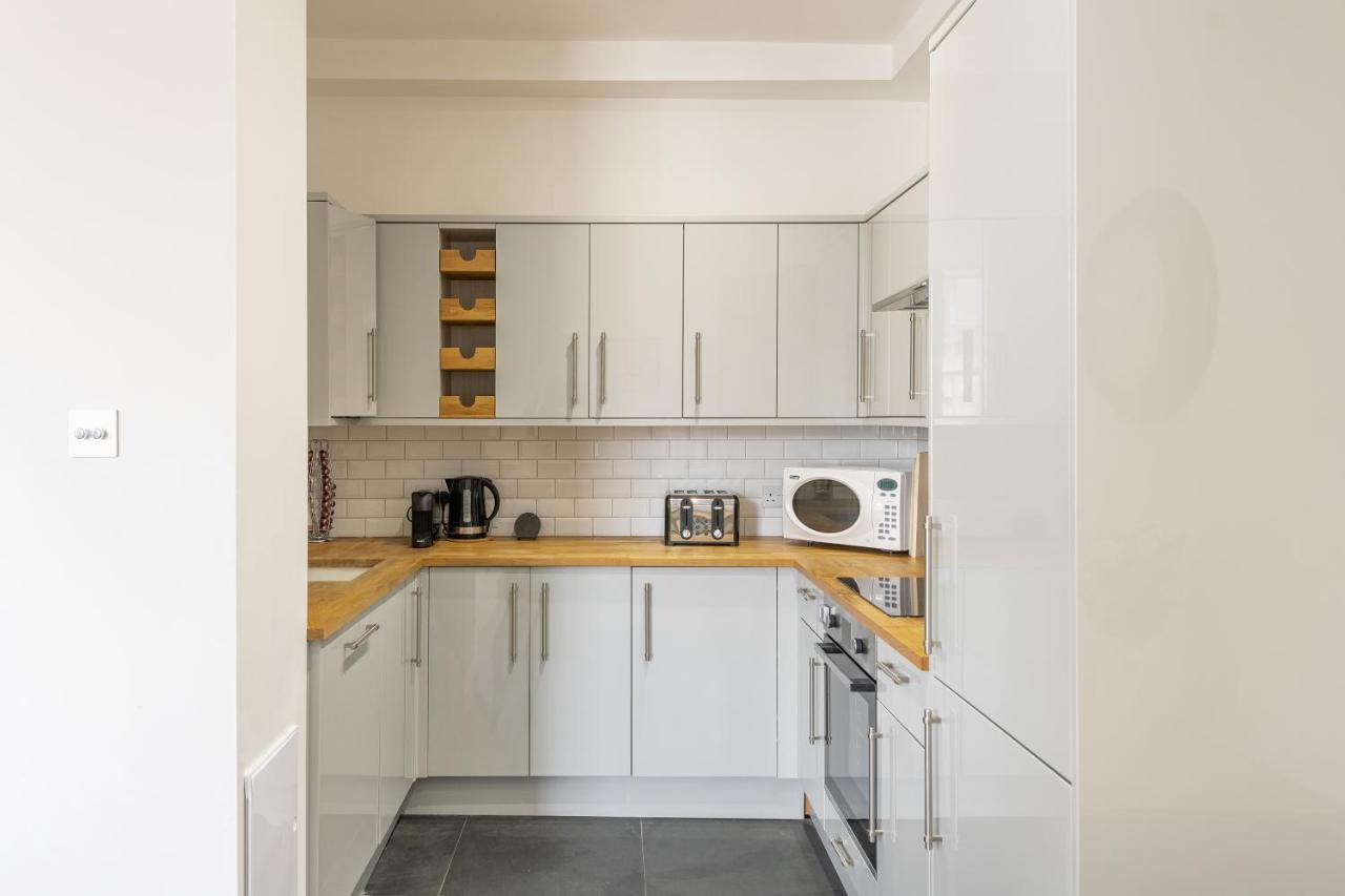 Georgian 2 Bed Apartment With 3 Bathrooms And Parking Exteriör bild