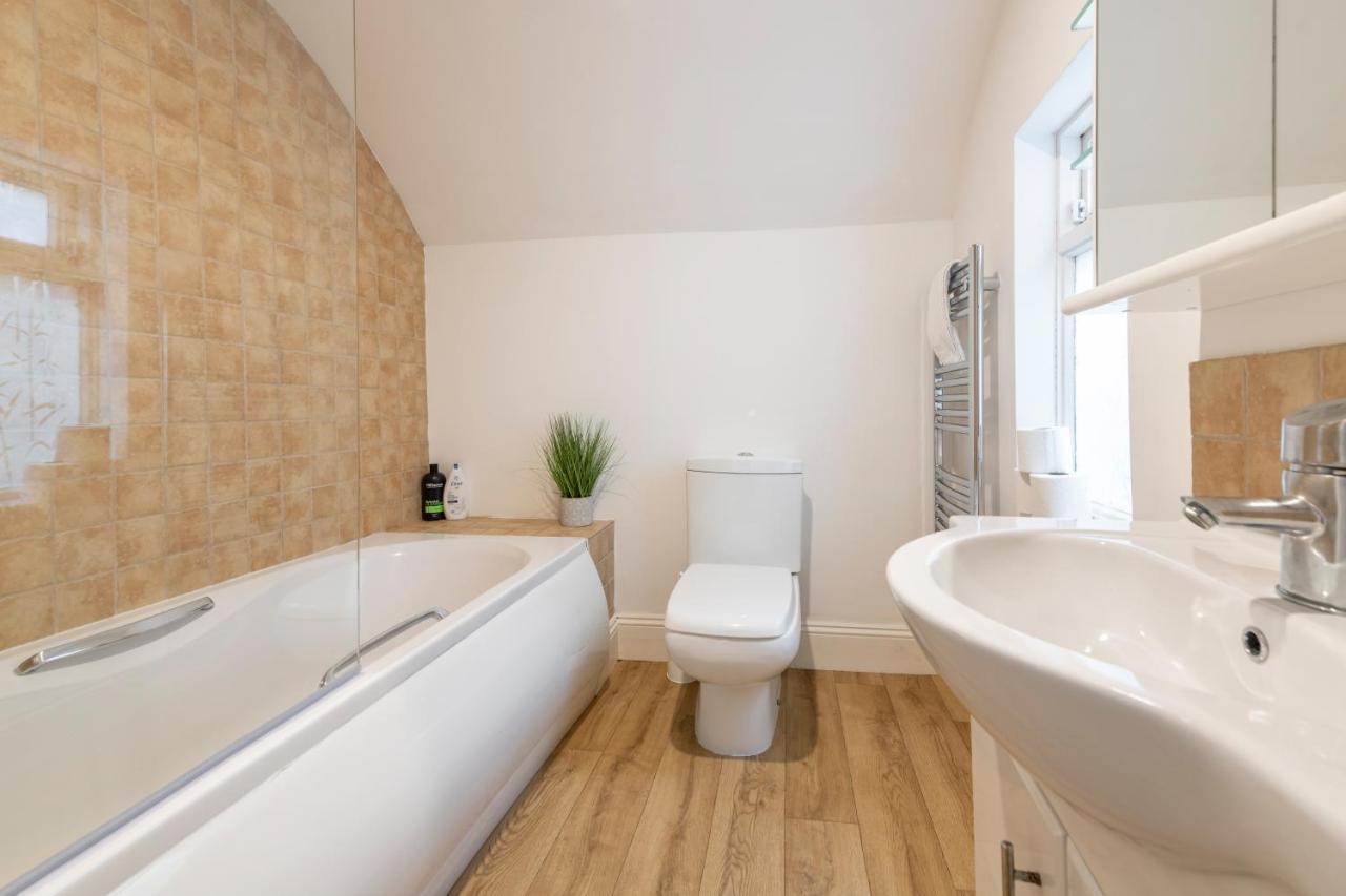 Georgian 2 Bed Apartment With 3 Bathrooms And Parking Exteriör bild